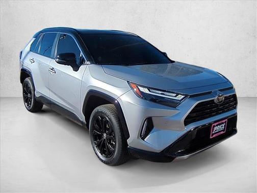 2025 Toyota RAV4 Hybrid SE