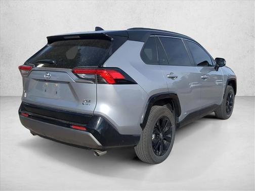 2025 Toyota RAV4 Hybrid SE