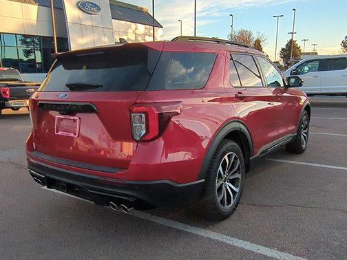 2021 Ford Explorer ST