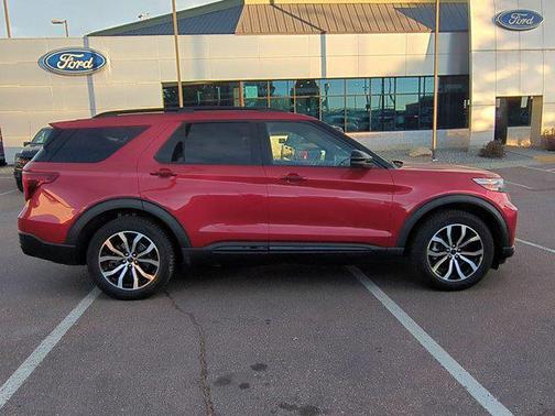 2021 Ford Explorer ST