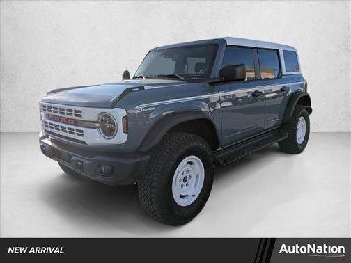 Azure Gray Metallic Tri-Coat 2025 Ford Bronco Heritage Edition