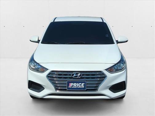 2022 Hyundai Accent SE