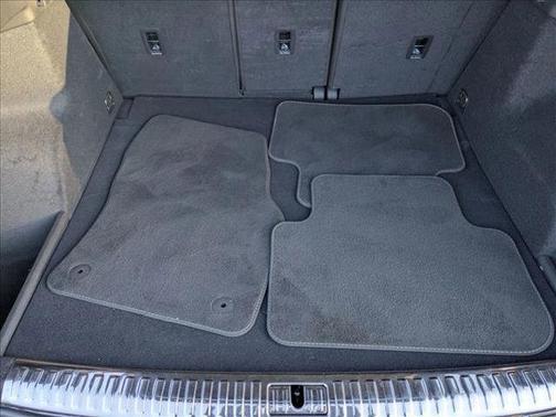 Mythos Black Metallic 2023 Audi Q3 Premium 45 TFSI S line quattro Tiptronic