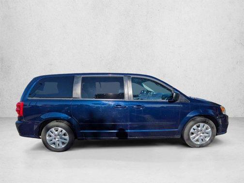 True Blue Pearlcoat 2016 Dodge Grand Caravan AVP/SE