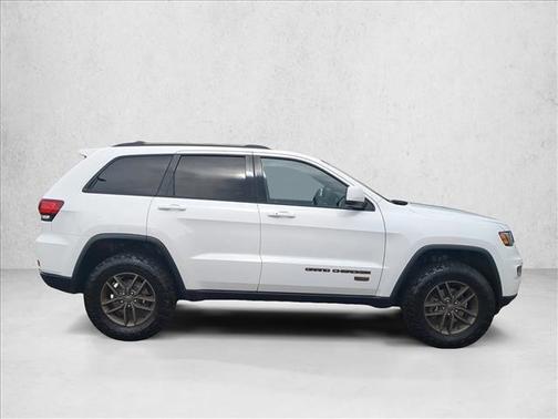 2016 Jeep Grand Cherokee 75th Anniversary