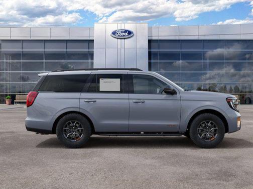 glacier gray metallic tri-coat 2027 Ford Expedition Tremor