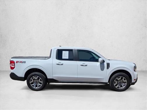 Oxford White 2022 Ford Maverick Lariat