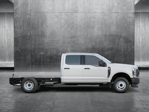 2025 Ford F-350 XL