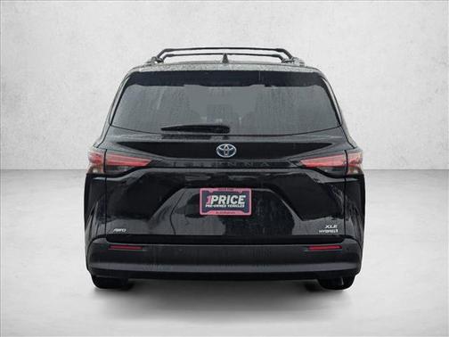 2021 Toyota Sienna XLE 7 Passenger