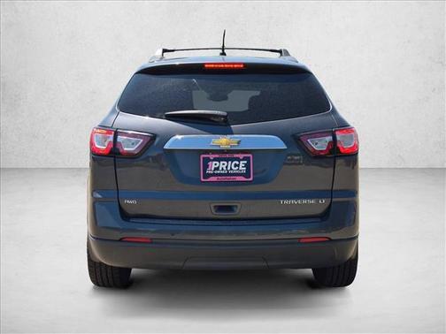 Cyber Gray Metallic 2014 Chevrolet Traverse 2LT