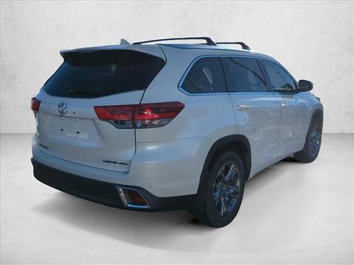 2019 Toyota Highlander Limited Platinum
