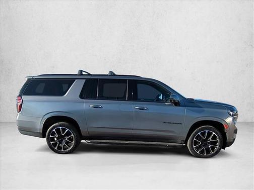 2022 Chevrolet Suburban RST