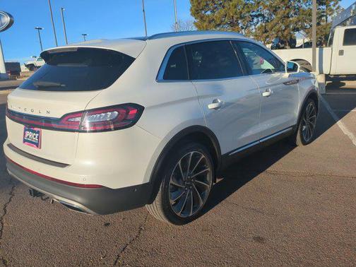 Pristine White Metallic Tri-Coat 2022 Lincoln Nautilus Reserve