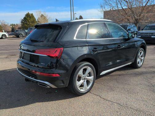 2022 Audi Q5 45 S line Premium Plus