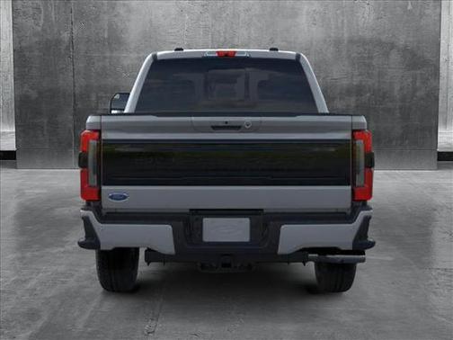 2025 Ford F-350 Platinum