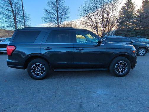 2022 Ford Expedition XLT