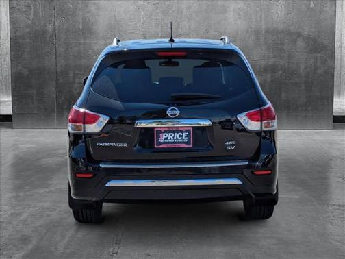 2016 Nissan Pathfinder SV