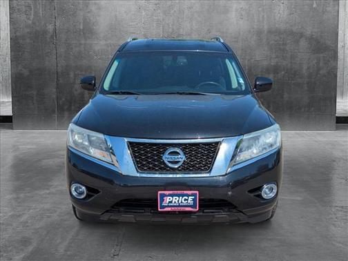 2016 Nissan Pathfinder SV