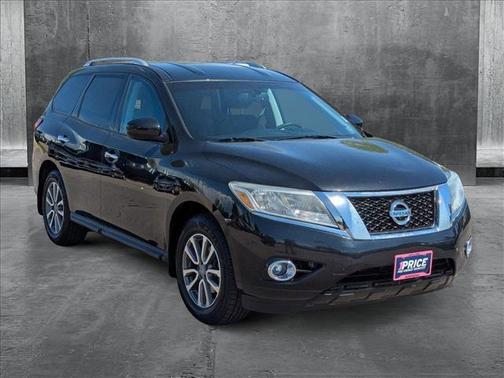 2016 Nissan Pathfinder SV