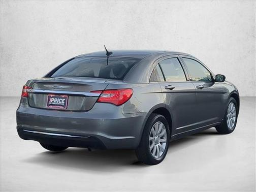 2013 Chrysler 200 Touring