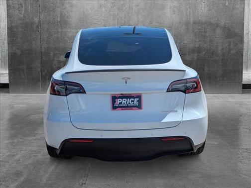 2022 Tesla Model Y Performance Dual Motor All-Wheel Drive