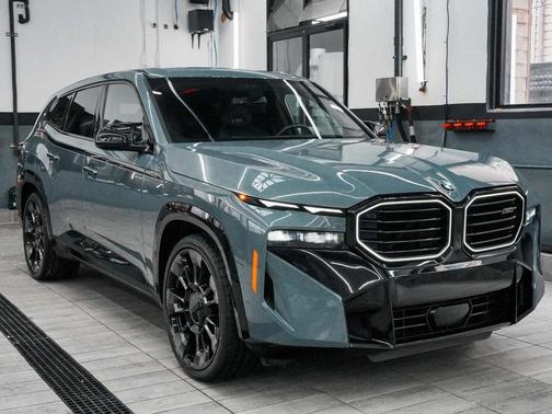 2023 BMW XM Base