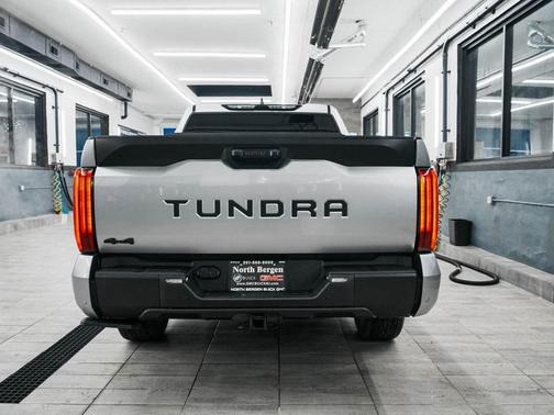 2025 Toyota Tundra SR5