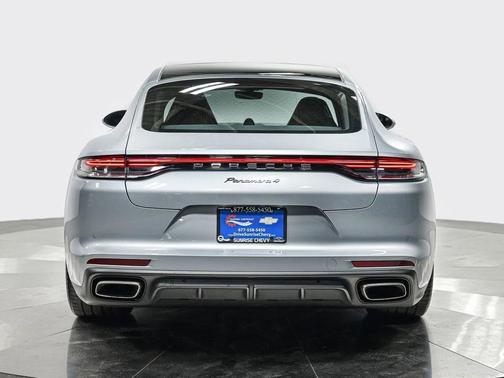 2021 Porsche Panamera 4