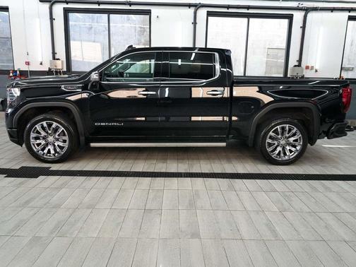 Onyx Black 2024 GMC Sierra 1500 Denali