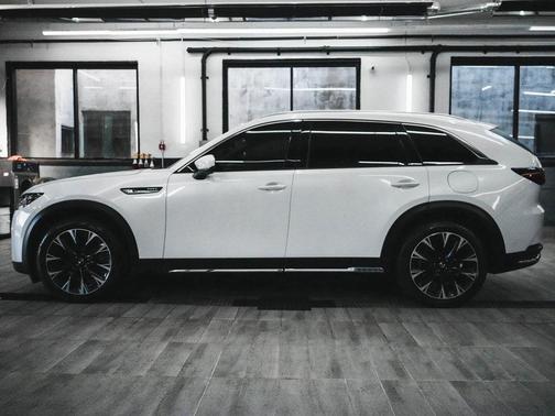 2024 Mazda CX-90 Premium