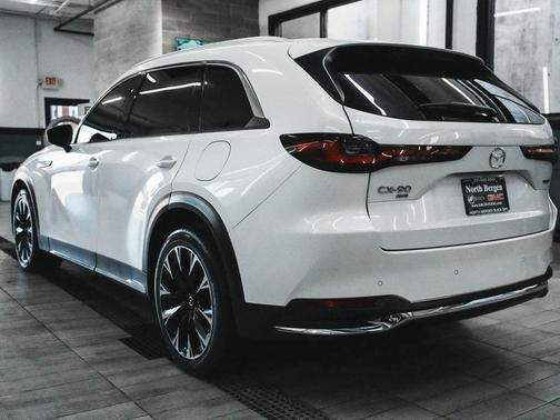 2024 Mazda CX-90 Premium