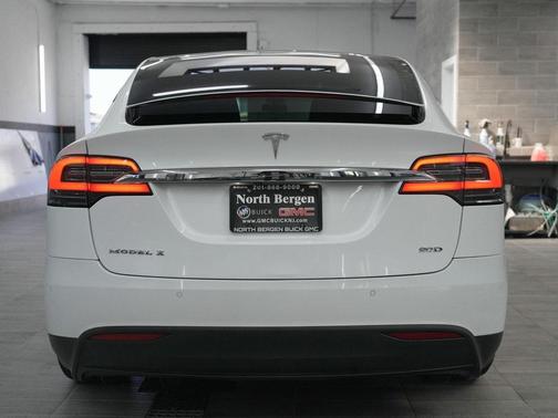 2016 Tesla Model X 90D