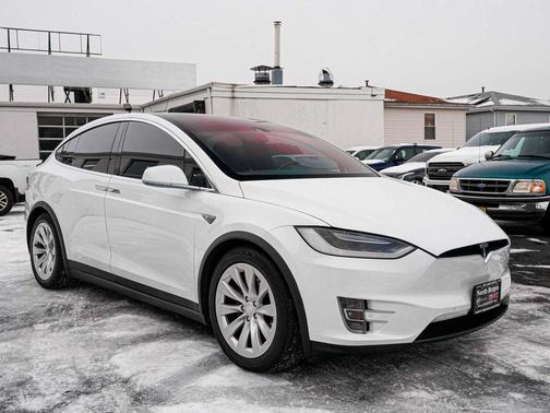 2016 Tesla Model X 90D