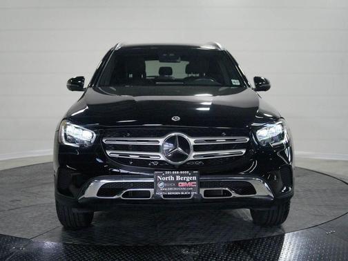Black 2022 Mercedes-Benz GLC 300 Base 4MATIC