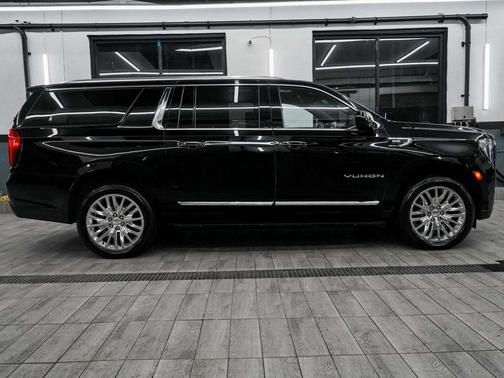 2024 GMC Yukon XL SLT
