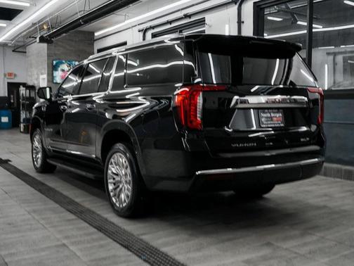 2024 GMC Yukon XL SLT