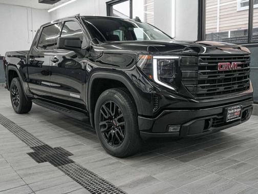 2022 GMC Sierra 1500 Elevation