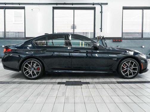 2023 BMW 530e 530e xDrive