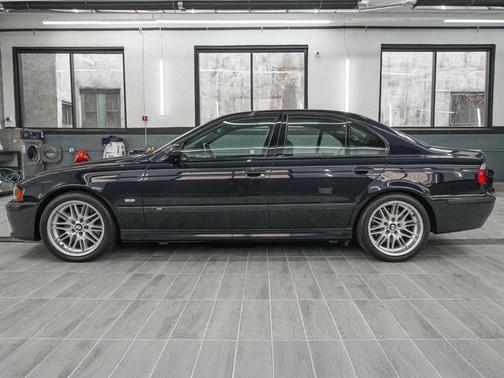 2003 BMW M5