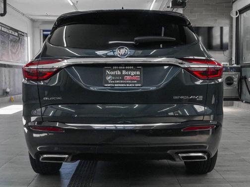2018 Buick Enclave Essence