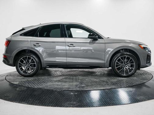 2023 Audi SQ5 3.0T Premium Plus