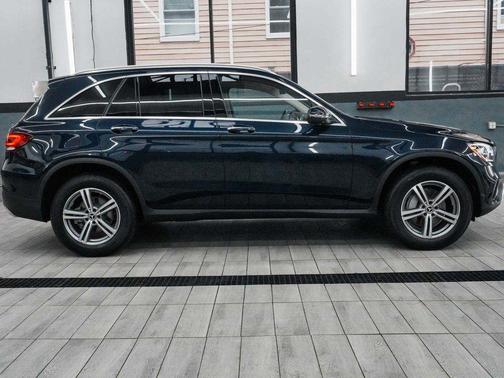 2022 Mercedes-Benz GLC 300 Base 4MATIC