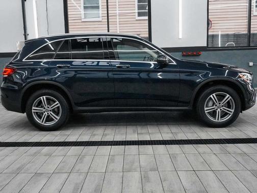 2022 Mercedes-Benz GLC 300 Base 4MATIC