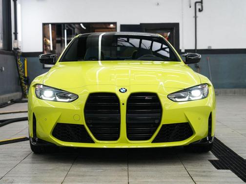 Sao Paulo Yellow 2023 BMW M4 Competition xDrive
