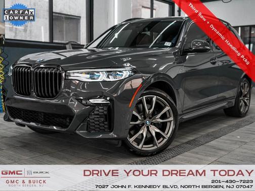 2022 BMW X7 M50i