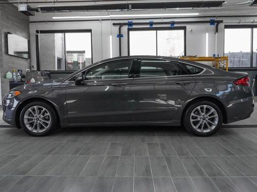 2019 Ford Fusion Energi Titanium