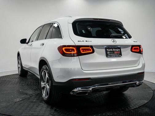 2022 Mercedes-Benz GLC 300 Base 4MATIC
