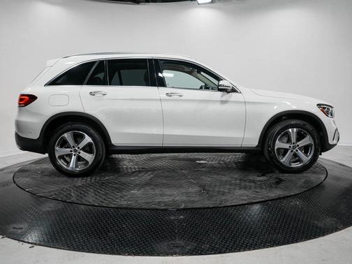 2022 Mercedes-Benz GLC 300 Base 4MATIC
