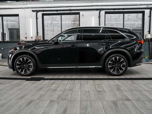 2024 Mazda CX-90 PHEV Premium