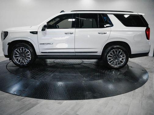 2024 GMC Yukon Denali Ultimate